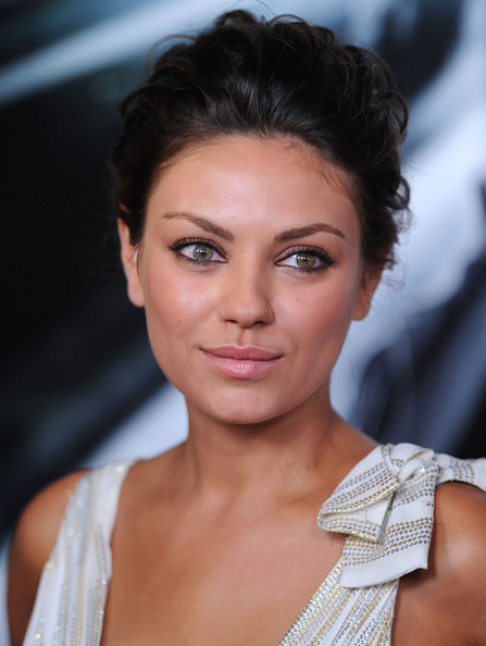 Mila Kunis Photo Gallery