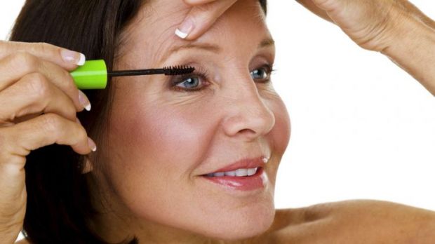 Makeup tips for mature women