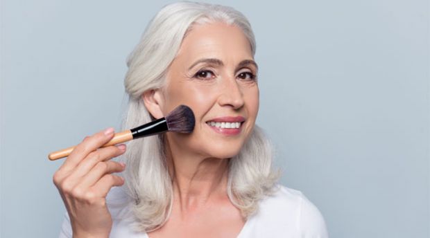 Makeup tips for mature women