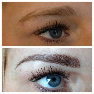 Microblading eyebrows