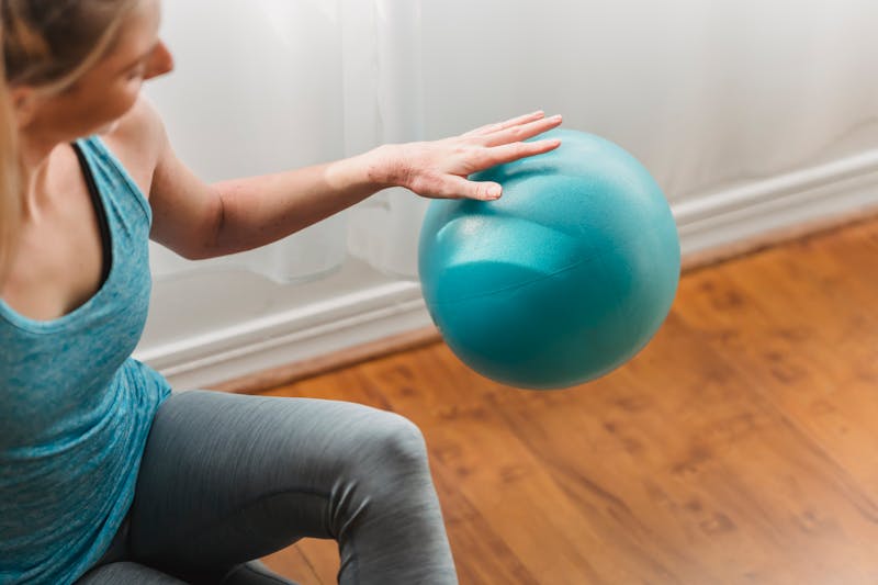 Elizabeth Clayton (Osteopath)